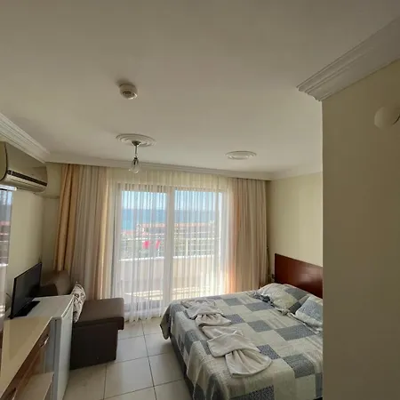 Eksen Hotel 3*